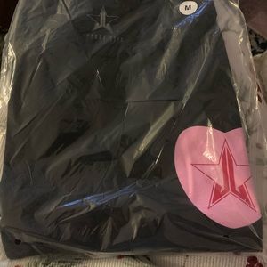 Limited edition Jeffree Star Valentine’s Day T